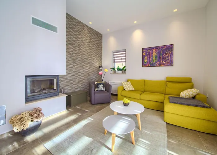 Adria Mit Garten- Grill Und Terrasse By Interhome * Risika