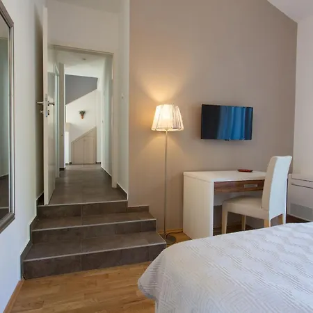 Holiday home Adria Mit Garten- Grill Und Terrasse By Interhome *