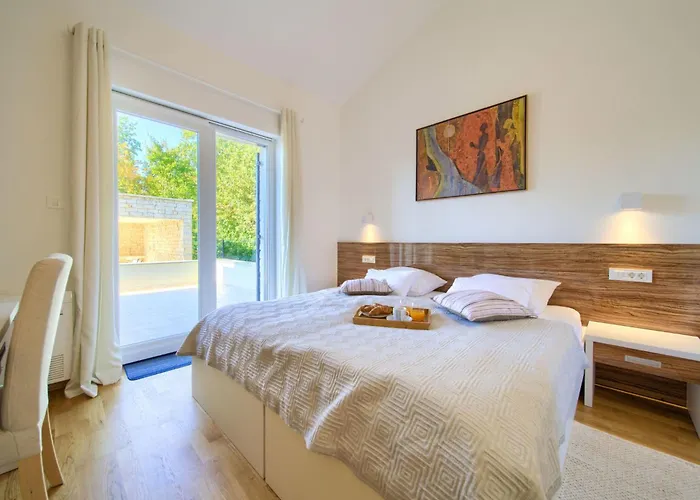 Adria Mit Garten- Grill Und Terrasse By Interhome Holiday home Risika