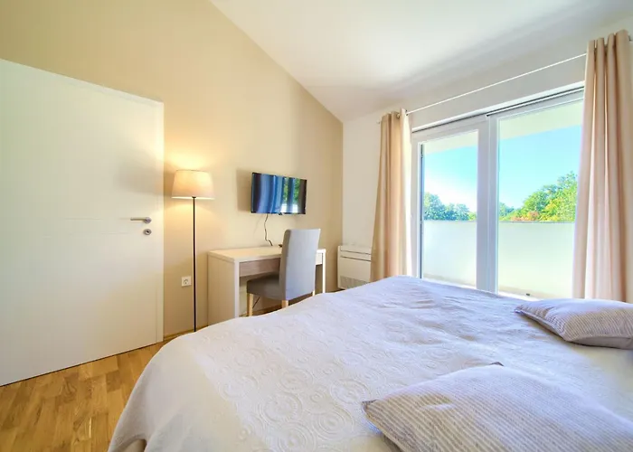 Adria Mit Garten- Grill Und Terrasse By Interhome Holiday home