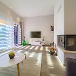 Adria Mit Garten- Grill Und Terrasse By Interhome Feriehus *