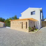 Adria Mit Garten- Grill Und Terrasse By Interhome Feriehus Risika